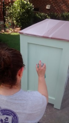 We covered the top with cling wrap, because it didn't need to be any more glossy.